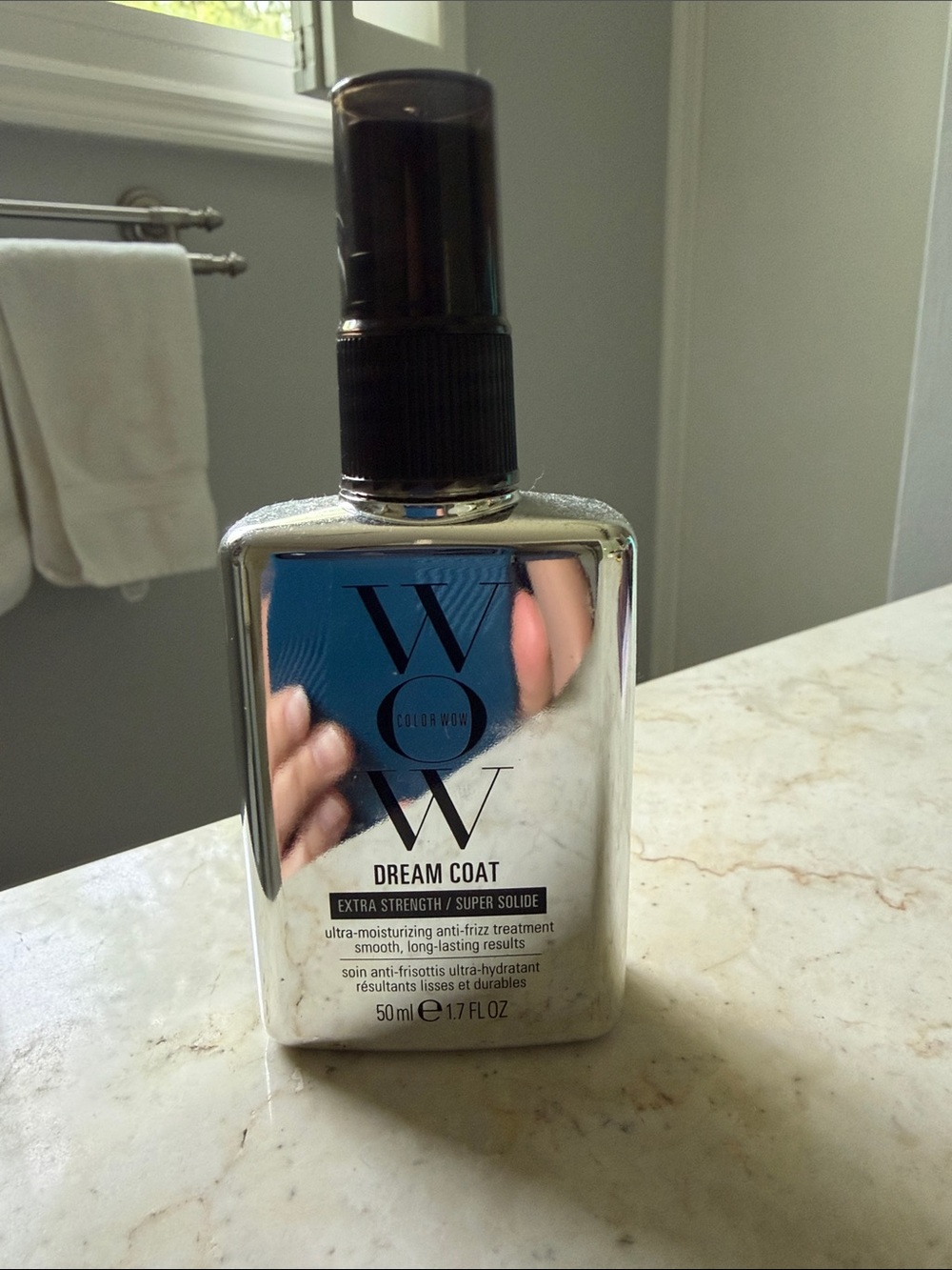 Color wow Dream Coat Heat Protectant Spray – Silver Bottle